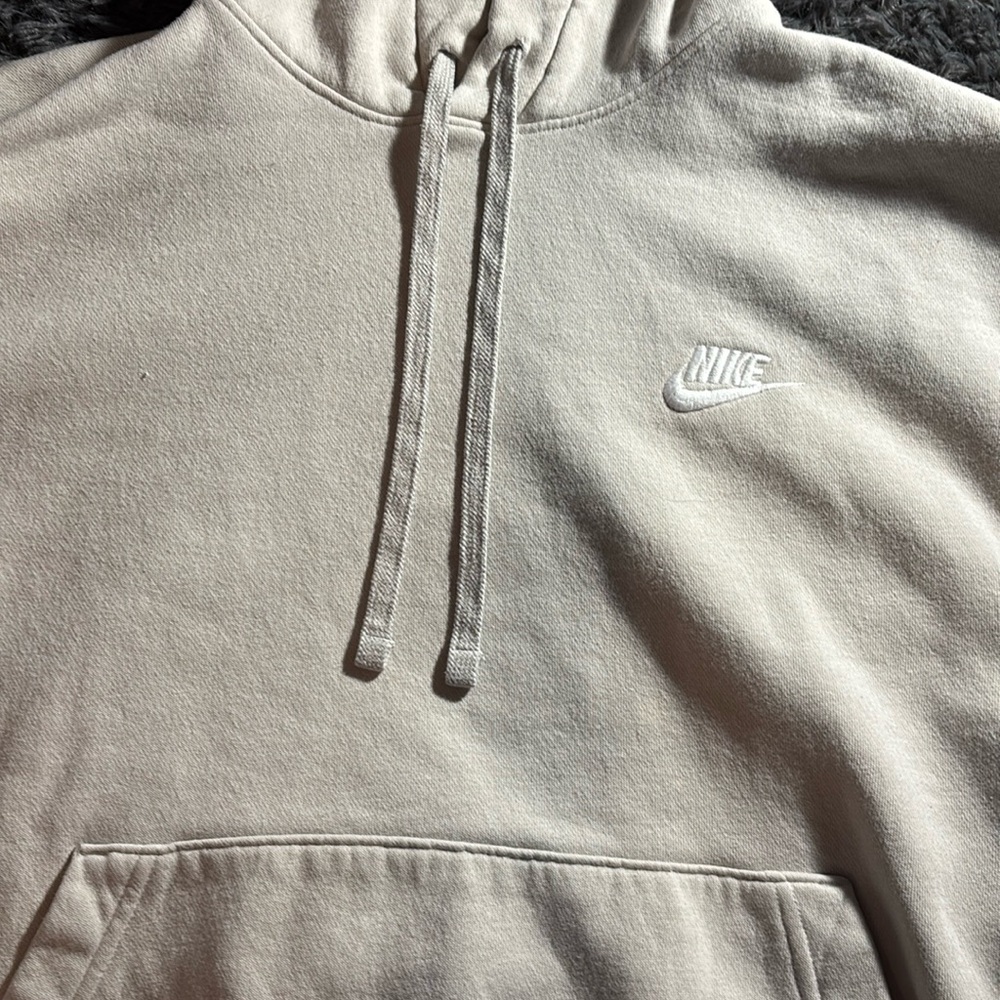 nike hoodie